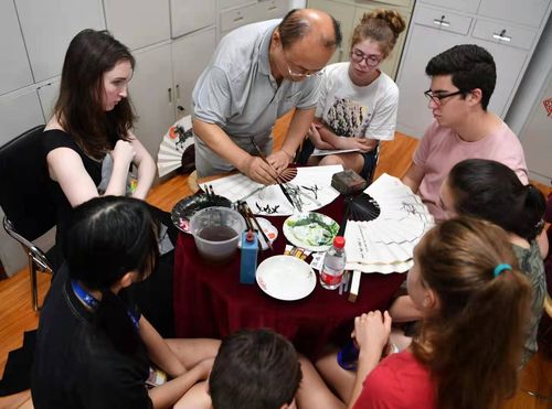 三學街社區開展"文明無國界 非遺躍九州"中外文化交流活動